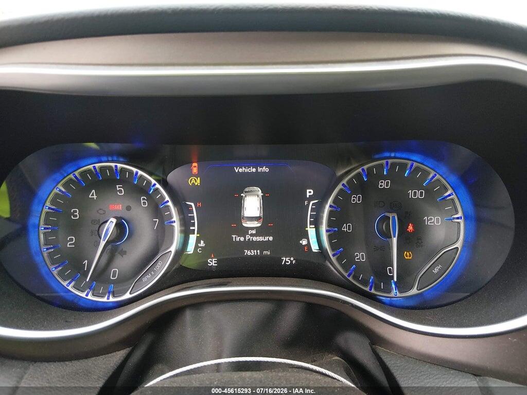 2C4RC1EG5HR770335 2017 CHRYSLER PACIFICA photo no. 7
