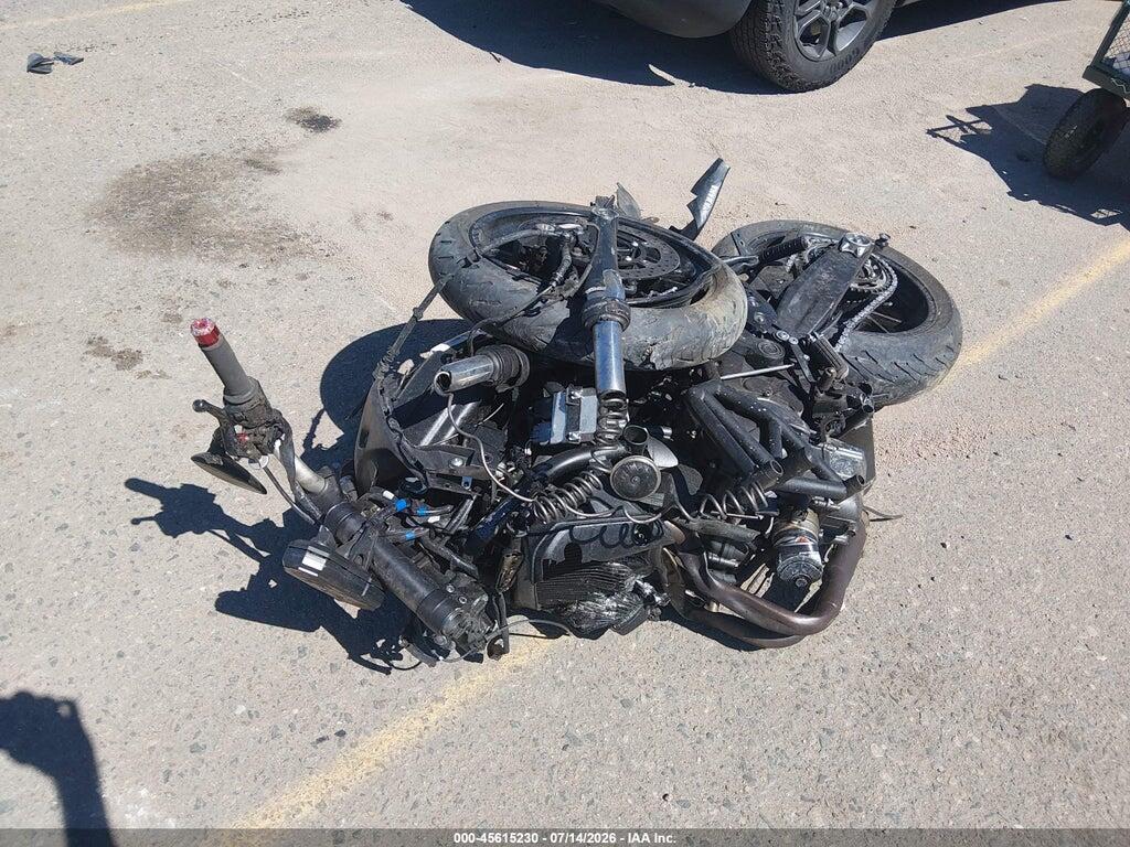 JYARM32E5MA000755 2021 YAMAHA MT07 photo no. 2
