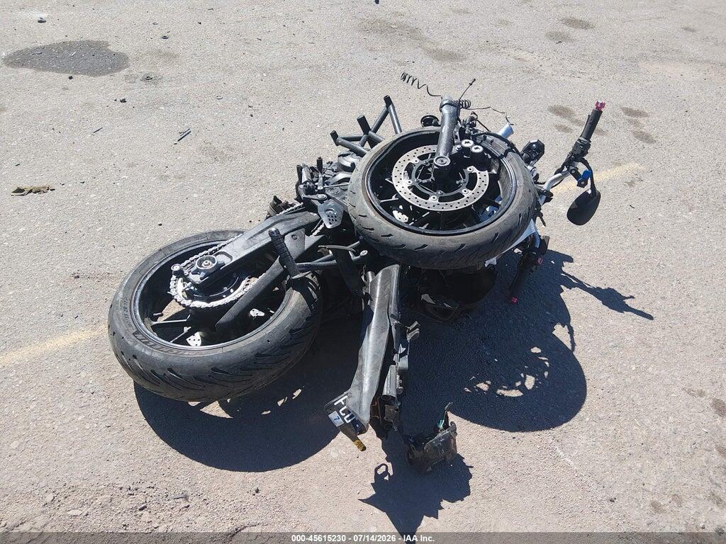 JYARM32E5MA000755 2021 YAMAHA MT07 photo no. 4