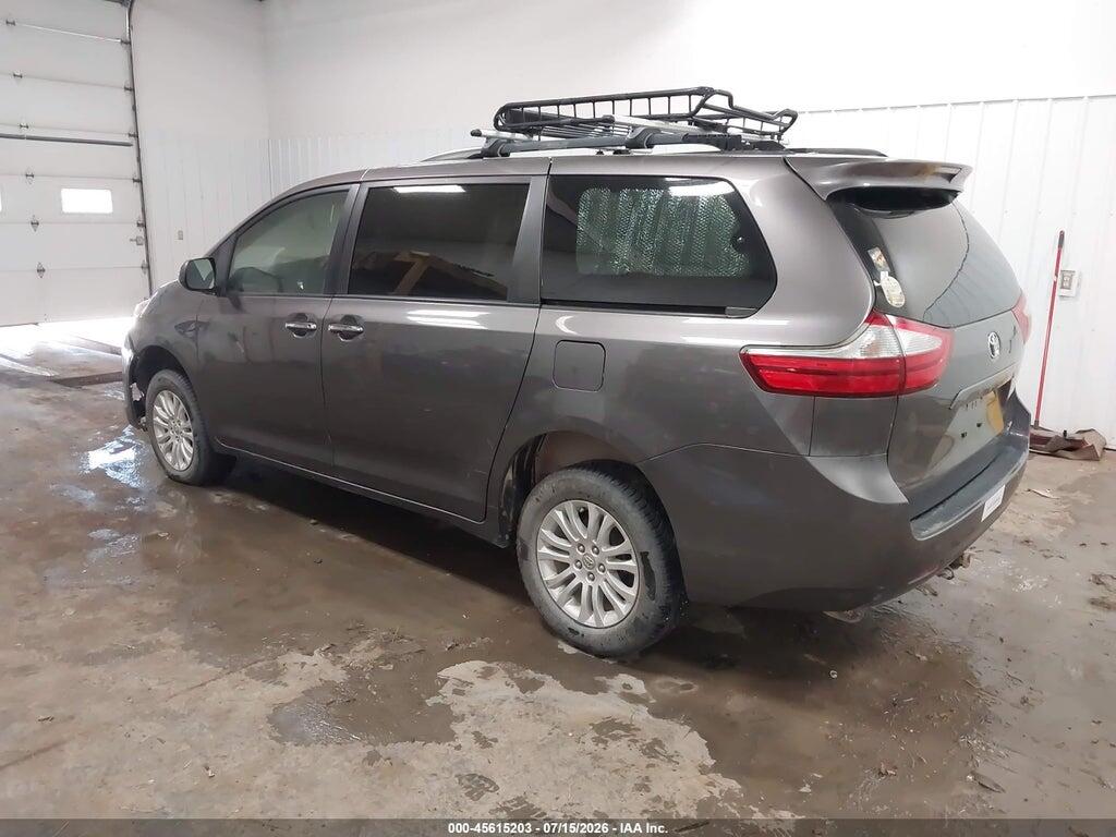5TDYK3DC7FS533875 2015 TOYOTA SIENNA photo no. 3