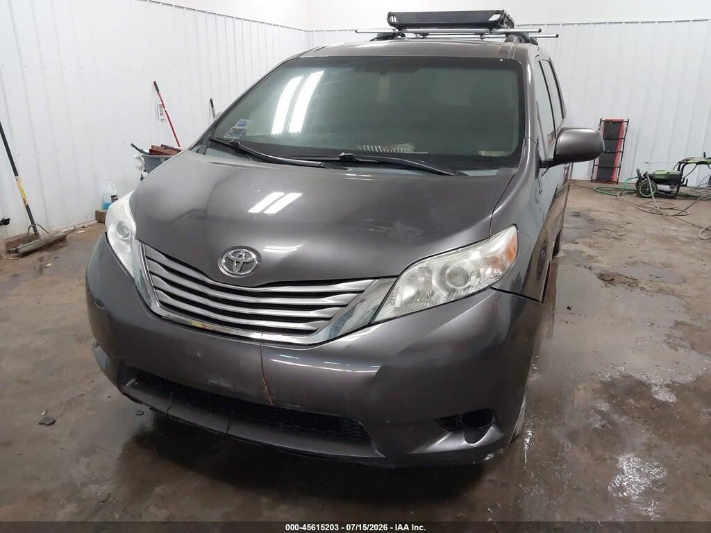 5TDYK3DC7FS533875 2015 TOYOTA SIENNA photo no. 6