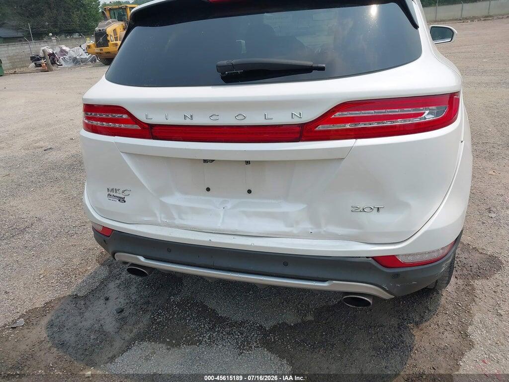 5LMCJ2C98HUL32877 2017 LINCOLN MKC photo no. 6