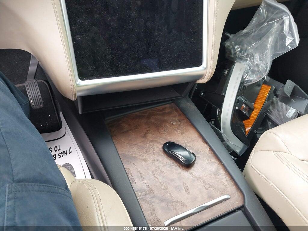 5YJXCAE26HF040280 2017 TESLA MODEL X photo no. 11