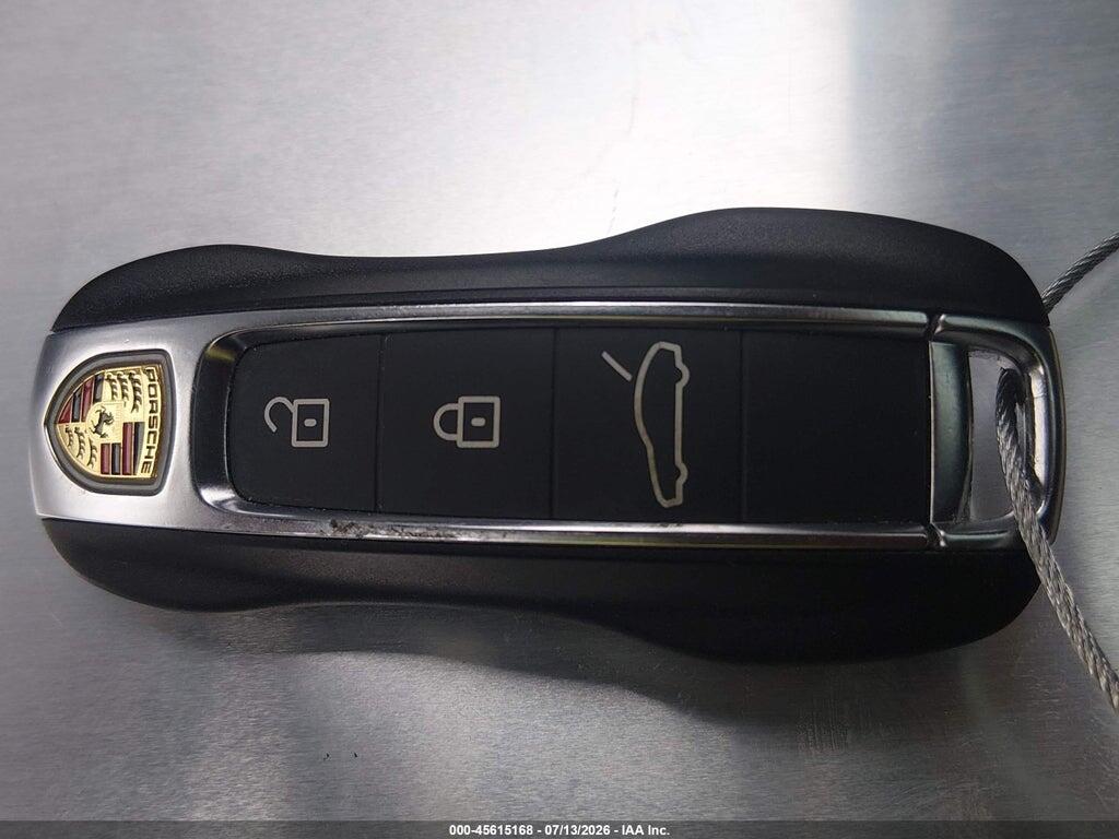 WP0AJ2A78PL102065 2023 PORSCHE PANAMERA photo no. 11