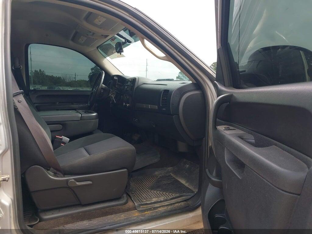 3GCPKSE32BG174514 2011 CHEVROLET SILVERADO 1500 photo no. 5