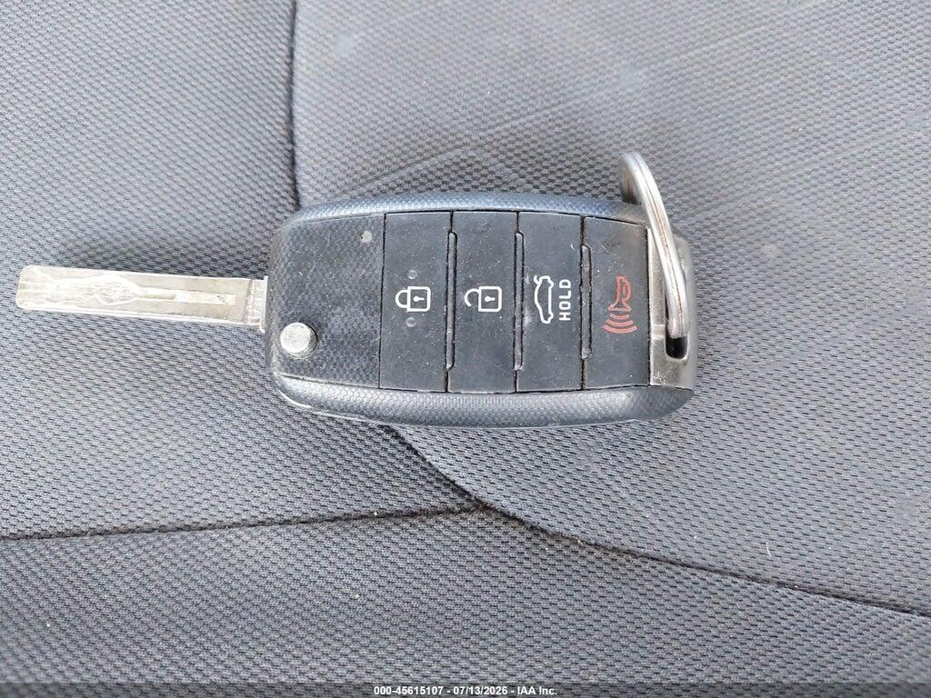 KNADN4A36G6676072 2016 KIA RIO photo no. 11