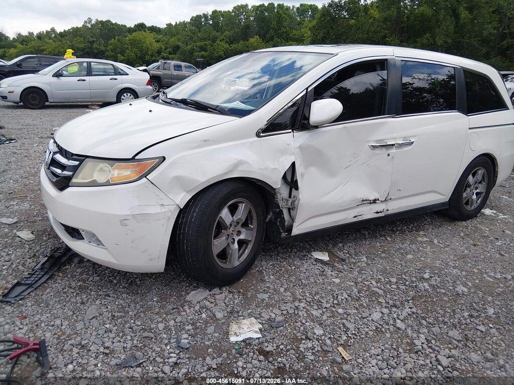 5FNRL5H64FB015700 2015 HONDA ODYSSEY photo no. 2