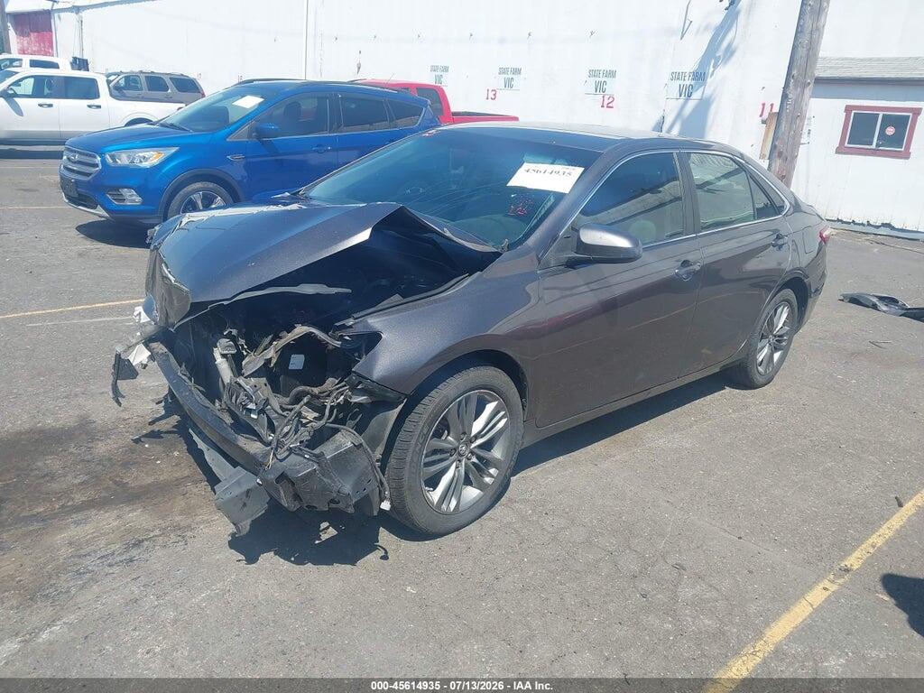 4T1BF1FK6HU672568 2017 TOYOTA CAMRY photo no. 2
