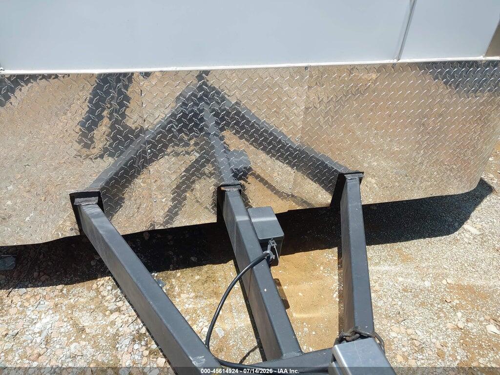 52LBE2420FE038609 2015 NOMAD TRAILERS photo no. 7