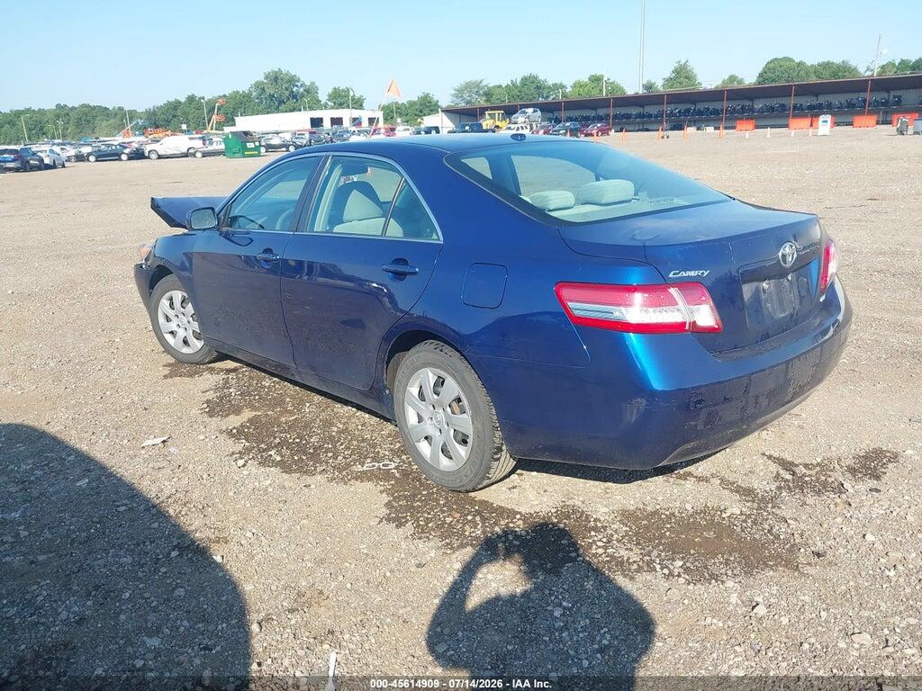 4T1BF3EK3BU711668 2011 TOYOTA CAMRY photo no. 3
