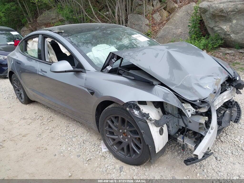 5YJ3E1EB3SF972985 2025 TESLA MODEL 3 photo no. 1