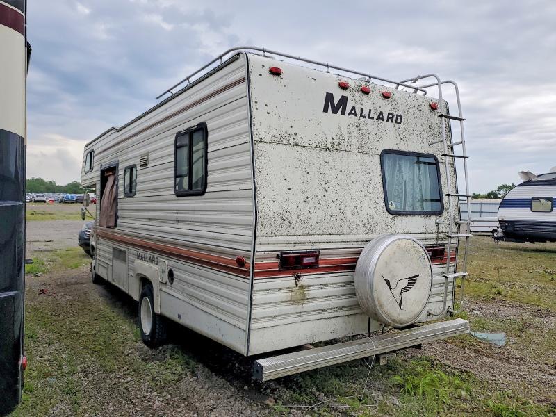 2GBJG31M3E4172041 1984 MALLARD MOTORHOME photo no. 3