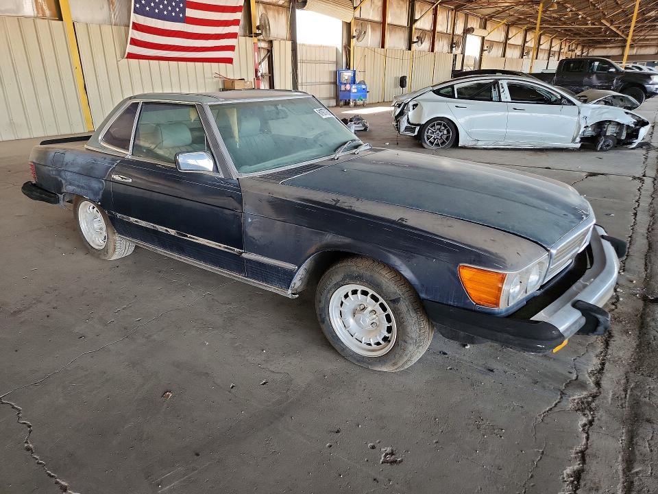 1983 MERCEDES-BENZ 380 SL — Фото 4 из 12