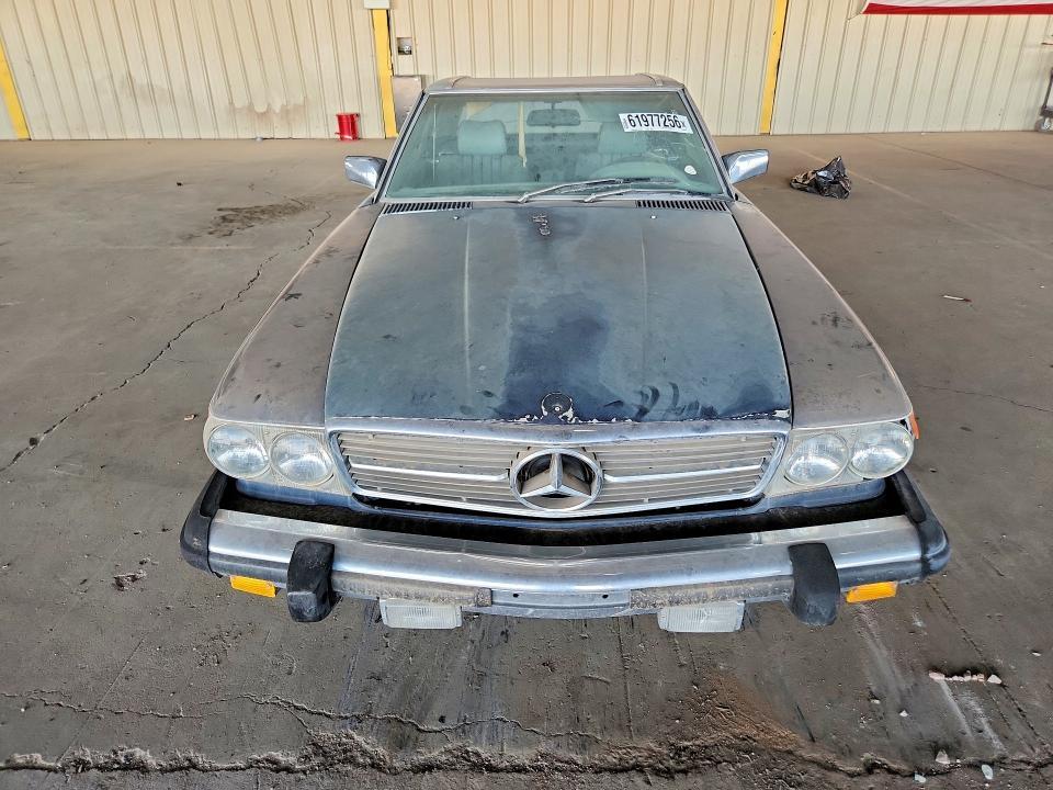 1983 MERCEDES-BENZ 380 SL — Фото 5 из 12