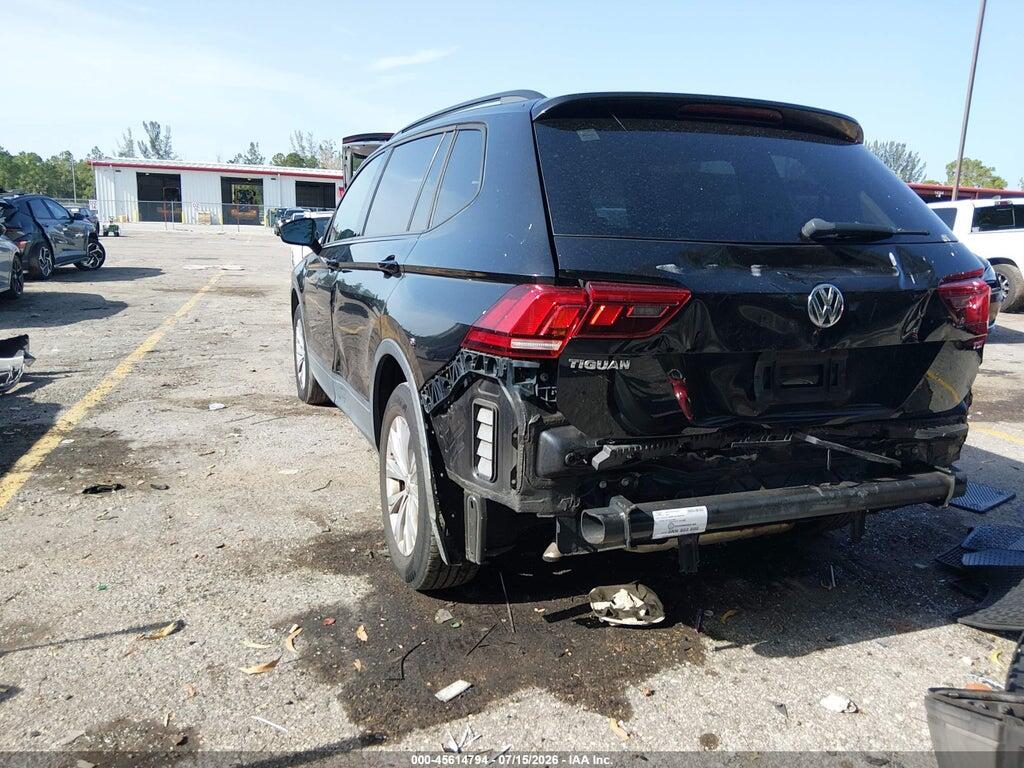 3VV1B7AX4JM015247 2018 VOLKSWAGEN TIGUAN photo no. 3