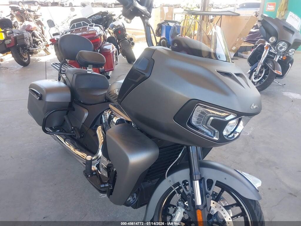 2024 INDIAN MOTORCYCLE CO. CHALLENGER 56KLCBRR5R3432106