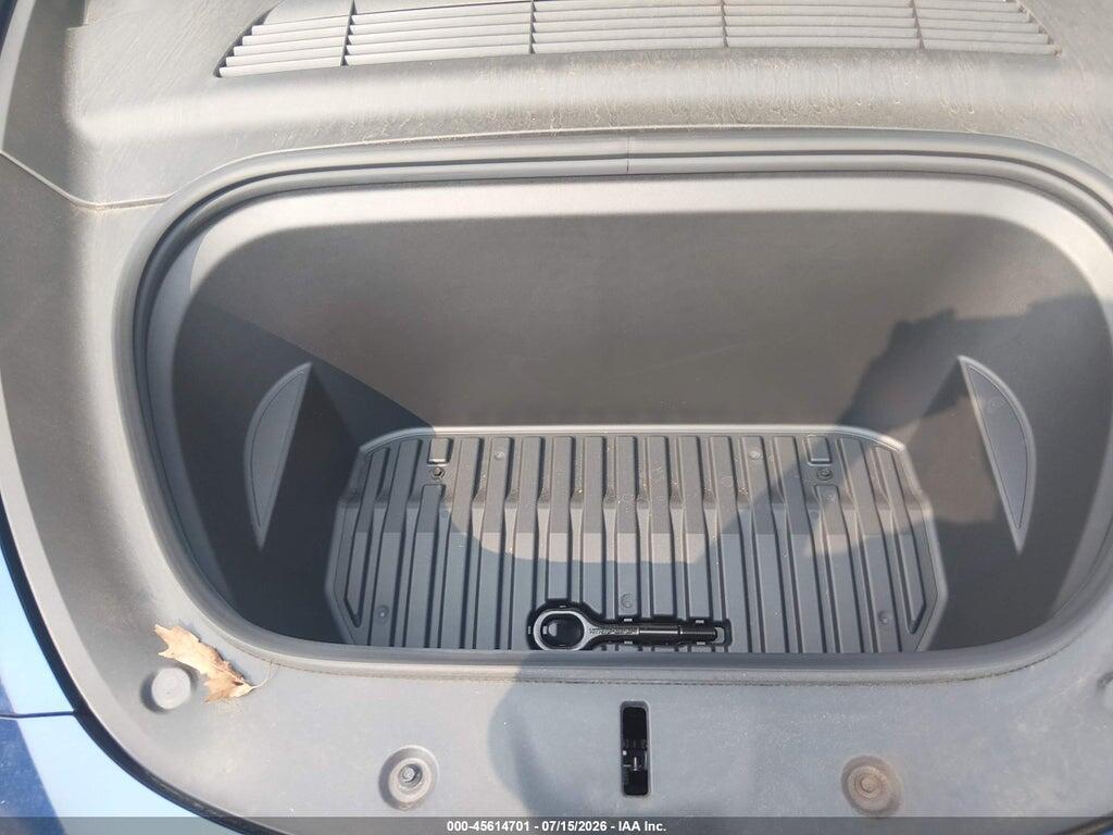 7SAYGDED7RF017154 2024 TESLA MODEL Y photo no. 10