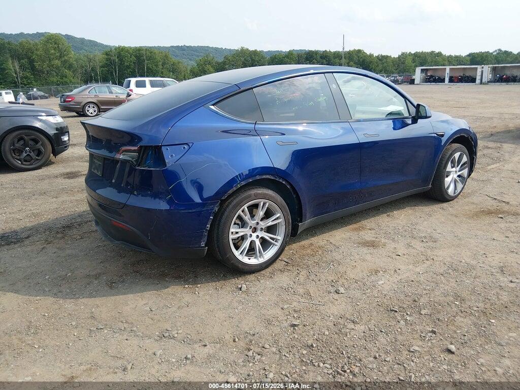 7SAYGDED7RF017154 2024 TESLA MODEL Y photo no. 4