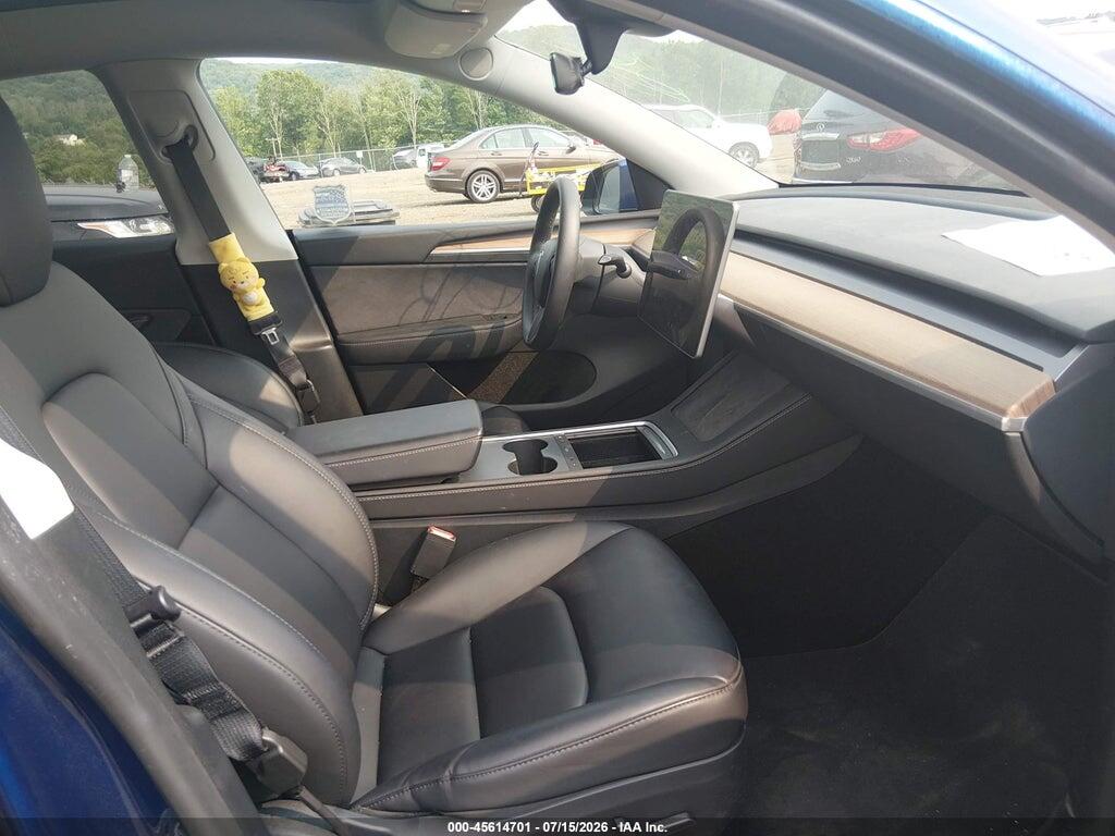 7SAYGDED7RF017154 2024 TESLA MODEL Y photo no. 5
