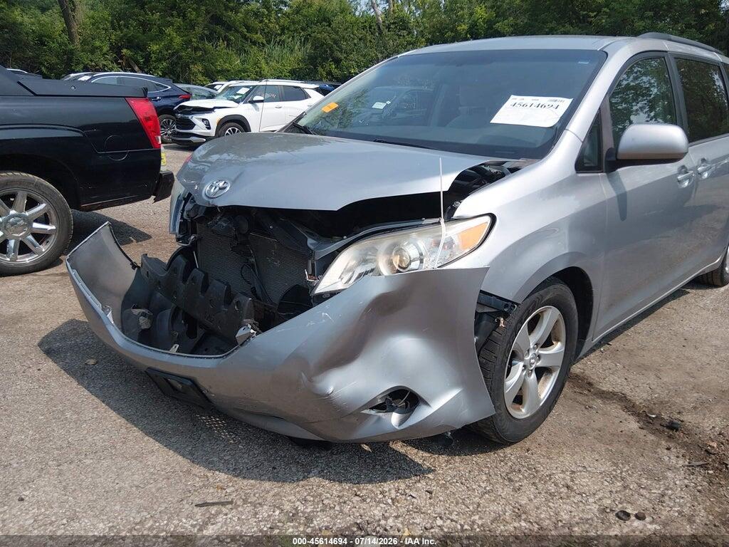 5TDKK3DC9DS341540 2013 TOYOTA SIENNA photo no. 6