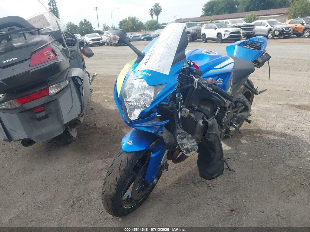 JS1GN7FAXF2101014 2015 SUZUKI GSX-R600 photo no. 2