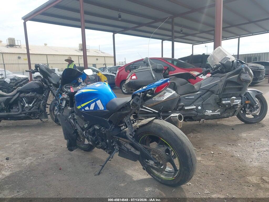 JS1GN7FAXF2101014 2015 SUZUKI GSX-R600 photo no. 3