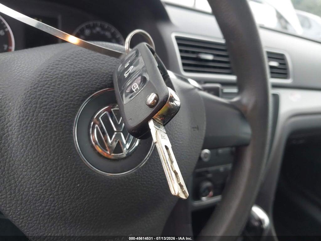 1VWAP7A32EC026992 2014 VOLKSWAGEN PASSAT photo no. 11