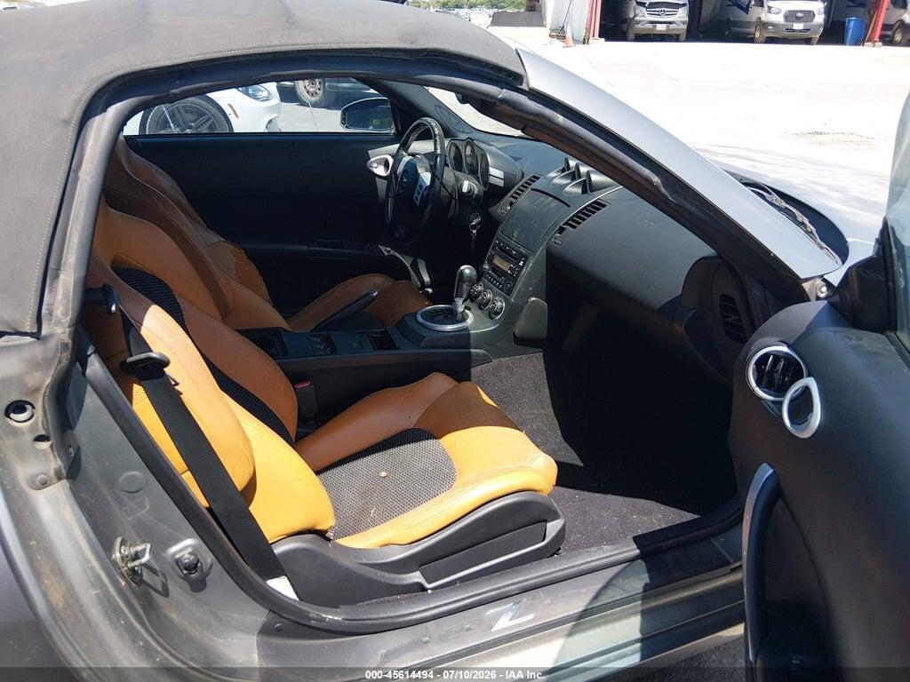 JN1AZ36A24T010032 2004 NISSAN 350Z photo no. 5