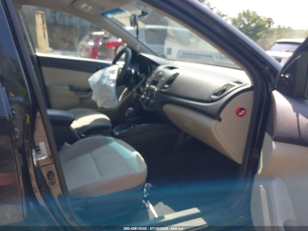 KNAFT4A29C5476714 2012 KIA FORTE photo no. 5
