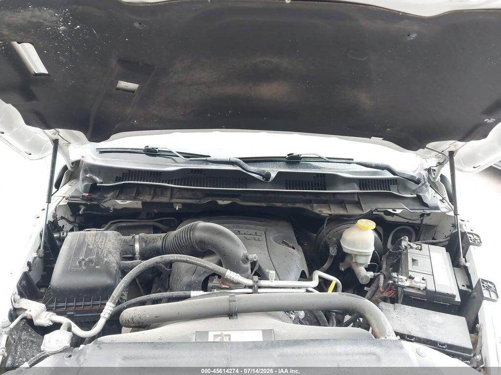 1C6RR6LTXJS211774 2018 RAM 1500 photo no. 10