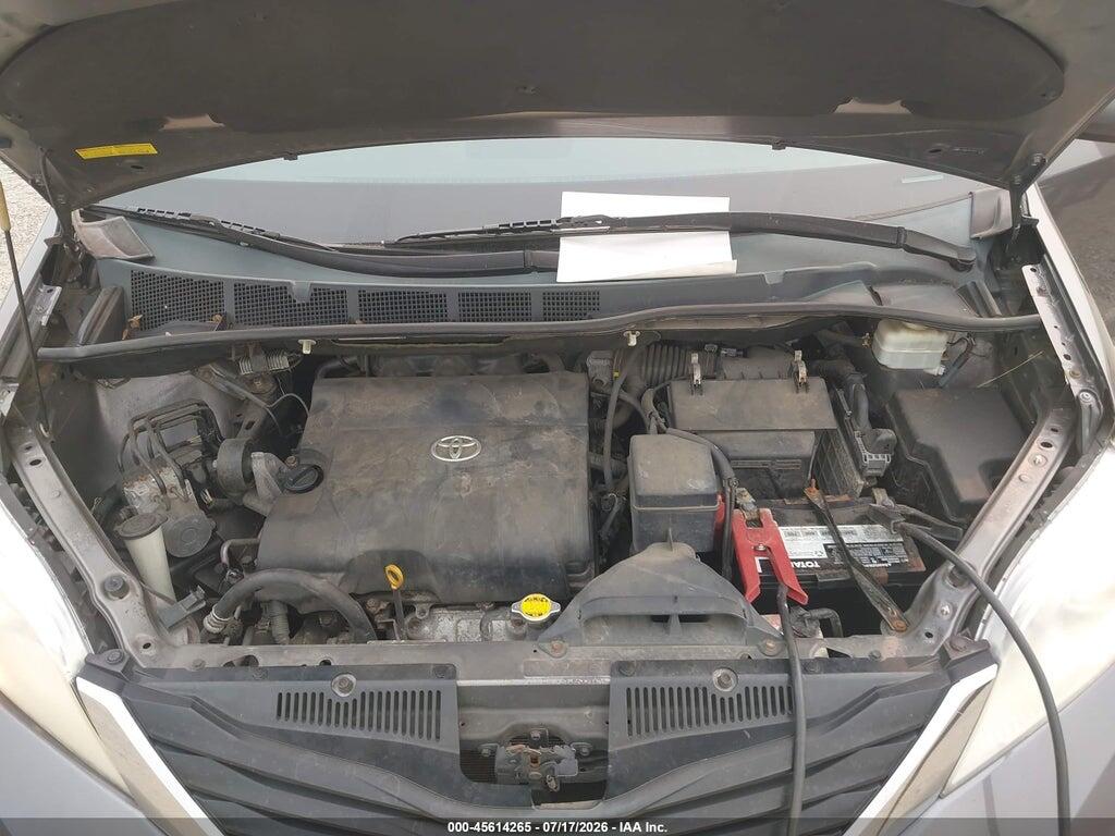 5TDKK3DC3BS117385 2011 TOYOTA SIENNA photo no. 10