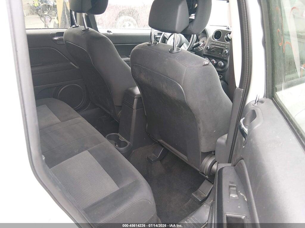 1C4NJDBB6FD395778 2015 JEEP COMPASS photo no. 8