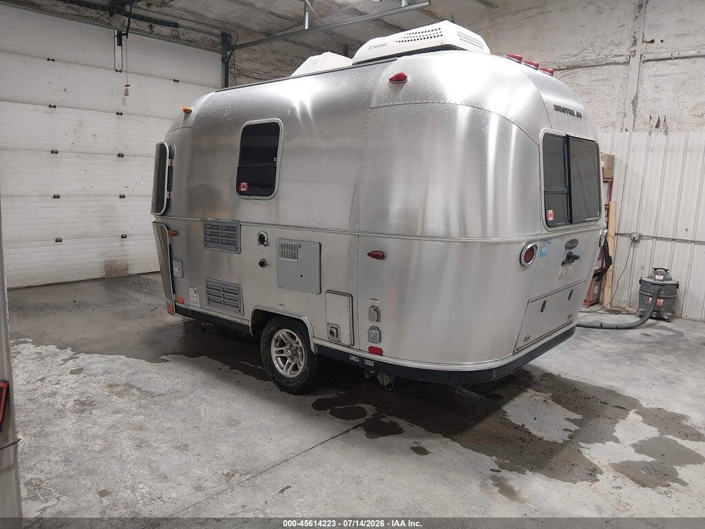 1STHRAC13GJ535333 2016 AIRSTREAM BAMBI SPORT SERIES M photo no. 3