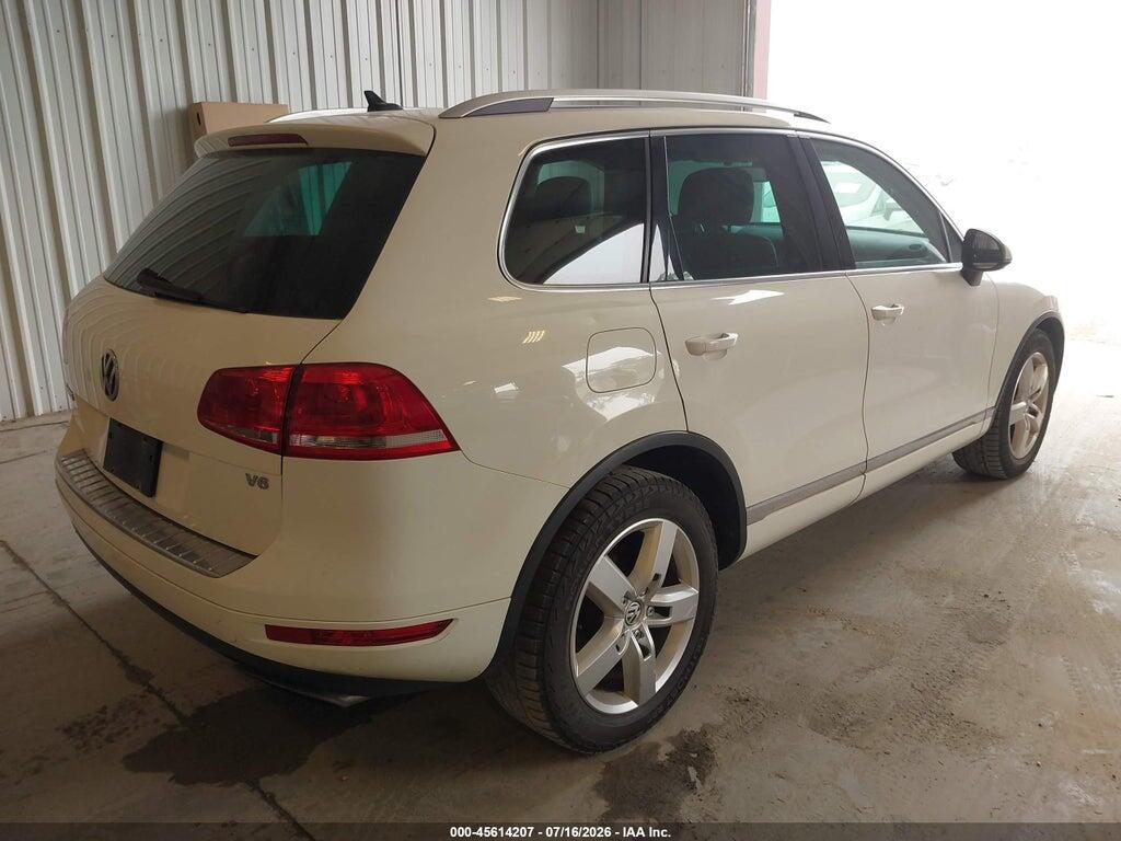 WVGFF9BP3BD005885 2011 VOLKSWAGEN TOUAREG photo no. 4