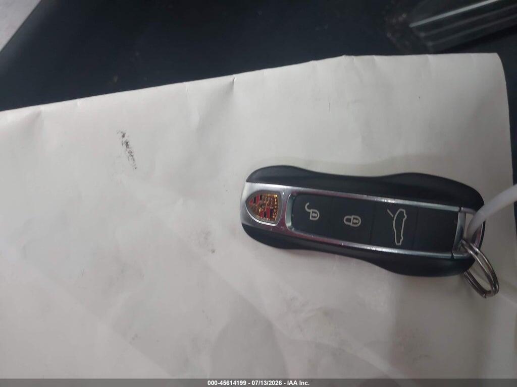 WP0AE2A77JL129575 2018 PORSCHE PANAMERA E-HYBRID photo no. 11