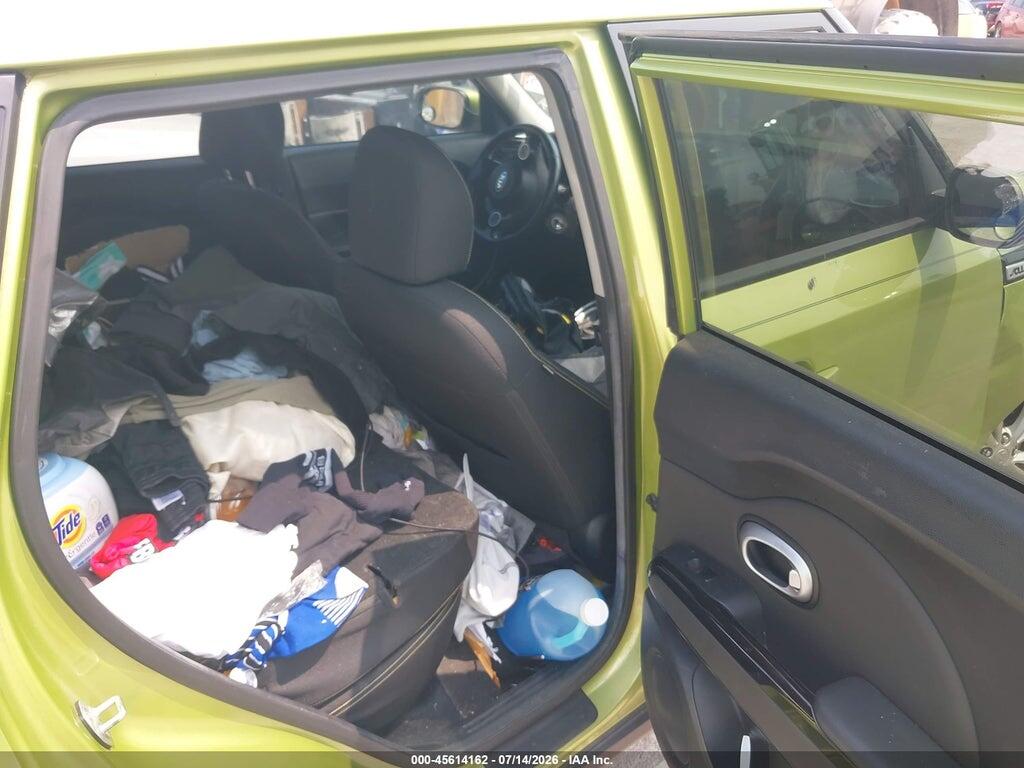 KNDJP3A59F7762805 2015 KIA SOUL photo no. 8
