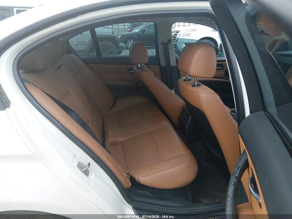 WBAPH7G53ANM54228 2010 BMW 328I photo no. 8