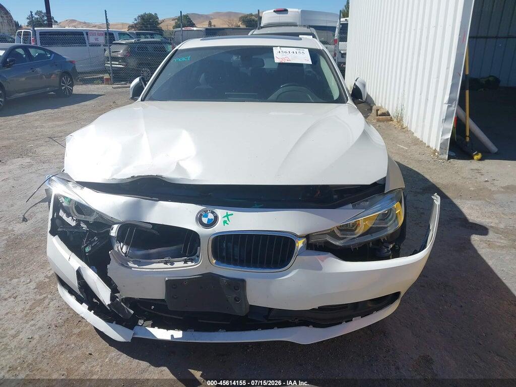 WBA8A9C56JAD27803 2018 BMW 320I photo no. 12