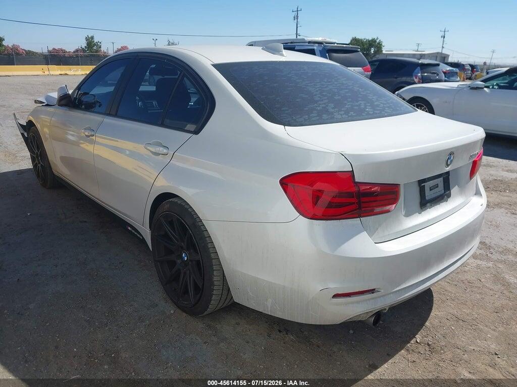 WBA8A9C56JAD27803 2018 BMW 320I photo no. 3