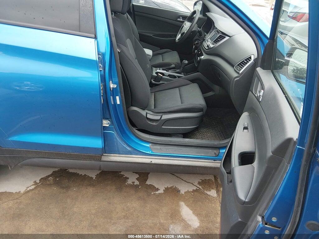 KM8J33A41GU196799 2016 HYUNDAI TUCSON photo no. 5