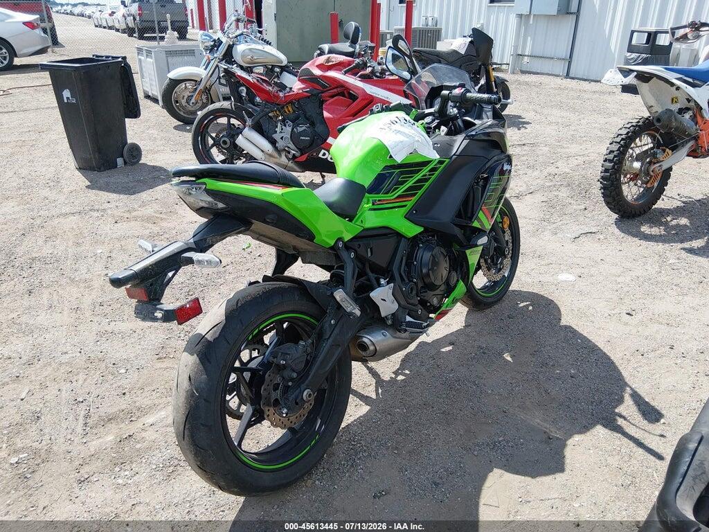 ML5EXEP12PDA96579 2023 KAWASAKI EX650 photo no. 4