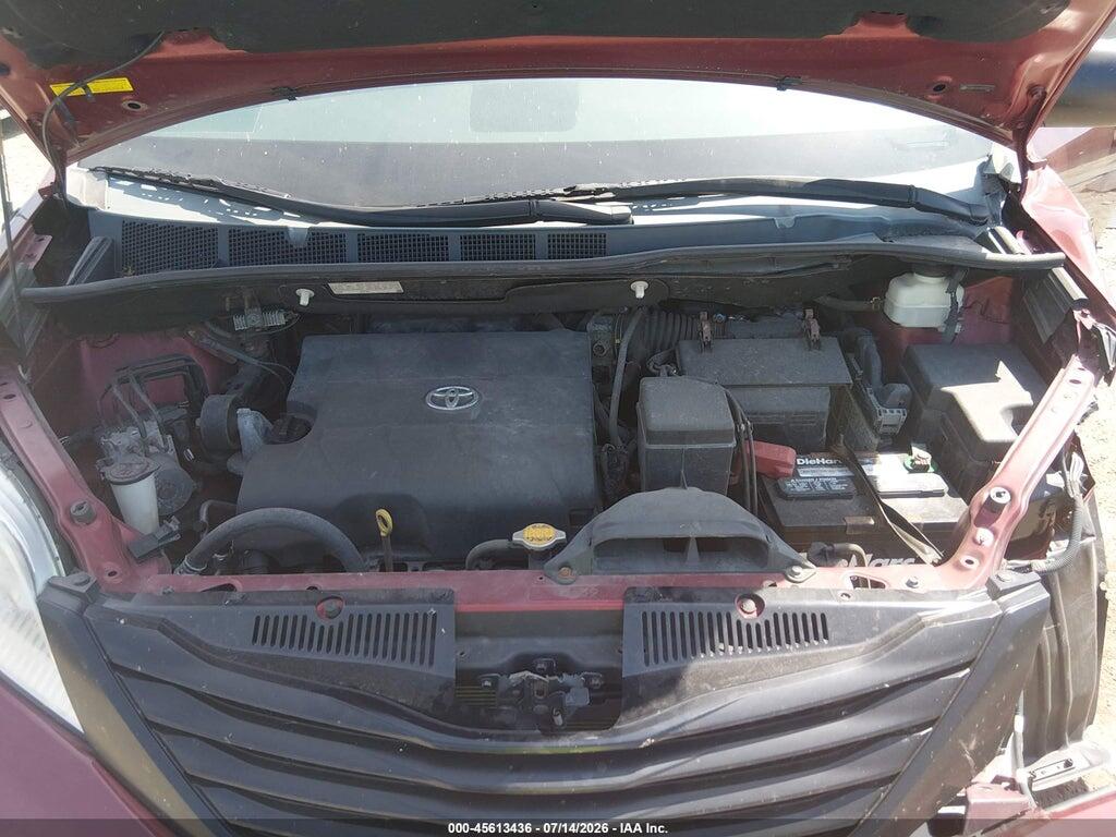 5TDZK3DC4DS282573 2013 TOYOTA SIENNA photo no. 10