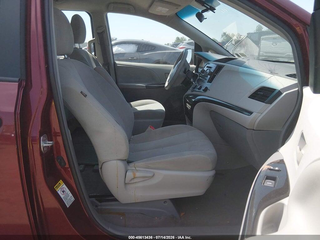 5TDZK3DC4DS282573 2013 TOYOTA SIENNA photo no. 5