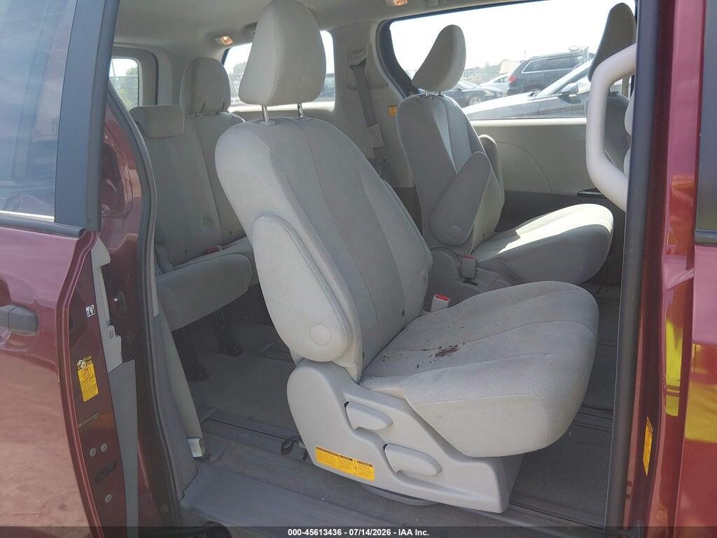 5TDZK3DC4DS282573 2013 TOYOTA SIENNA photo no. 8