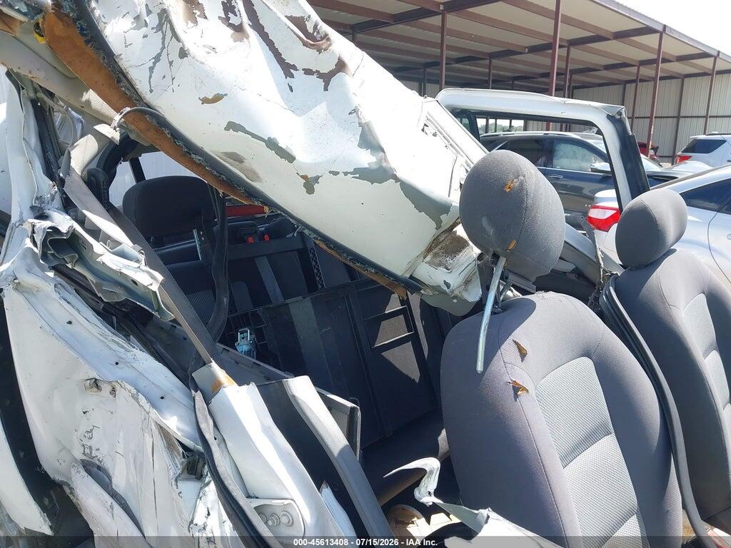 1FMZU67K54UC12876 2004 FORD EXPLORER SPORT TRAC photo no. 8
