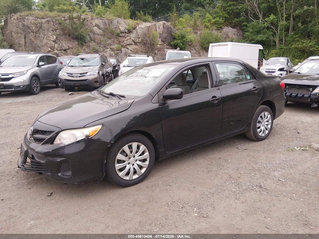 5YFBU4EE9CP043318 2012 TOYOTA COROLLA photo no. 2