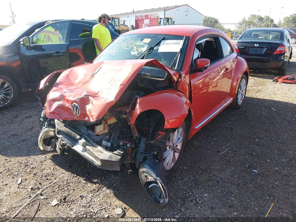 3VWFD7AT3JM706410 2018 VOLKSWAGEN BEETLE photo no. 2