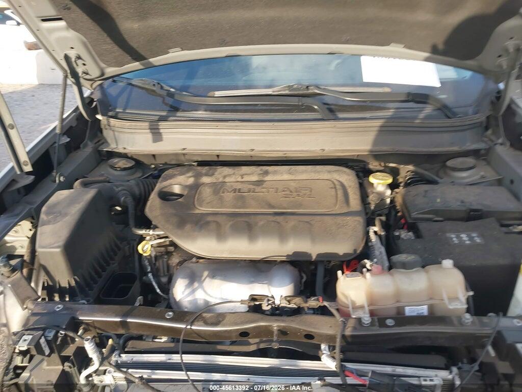 1C4PJLDB7KD438843 2019 JEEP CHEROKEE photo no. 10