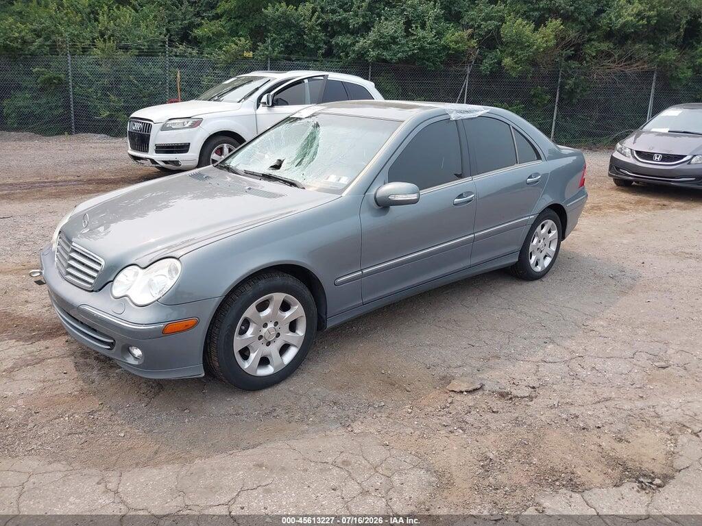 WDBRF84J95F650245 2005 MERCEDES-BENZ C 320 photo no. 2