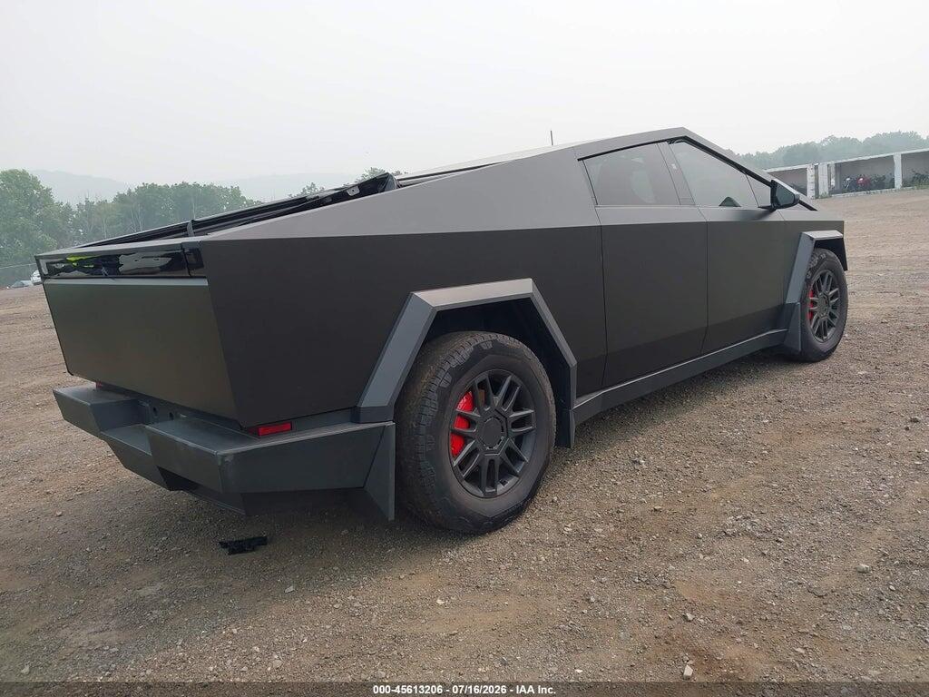 7G2CEHED0SA066782 2025 TESLA CYBERTRUCK photo no. 4